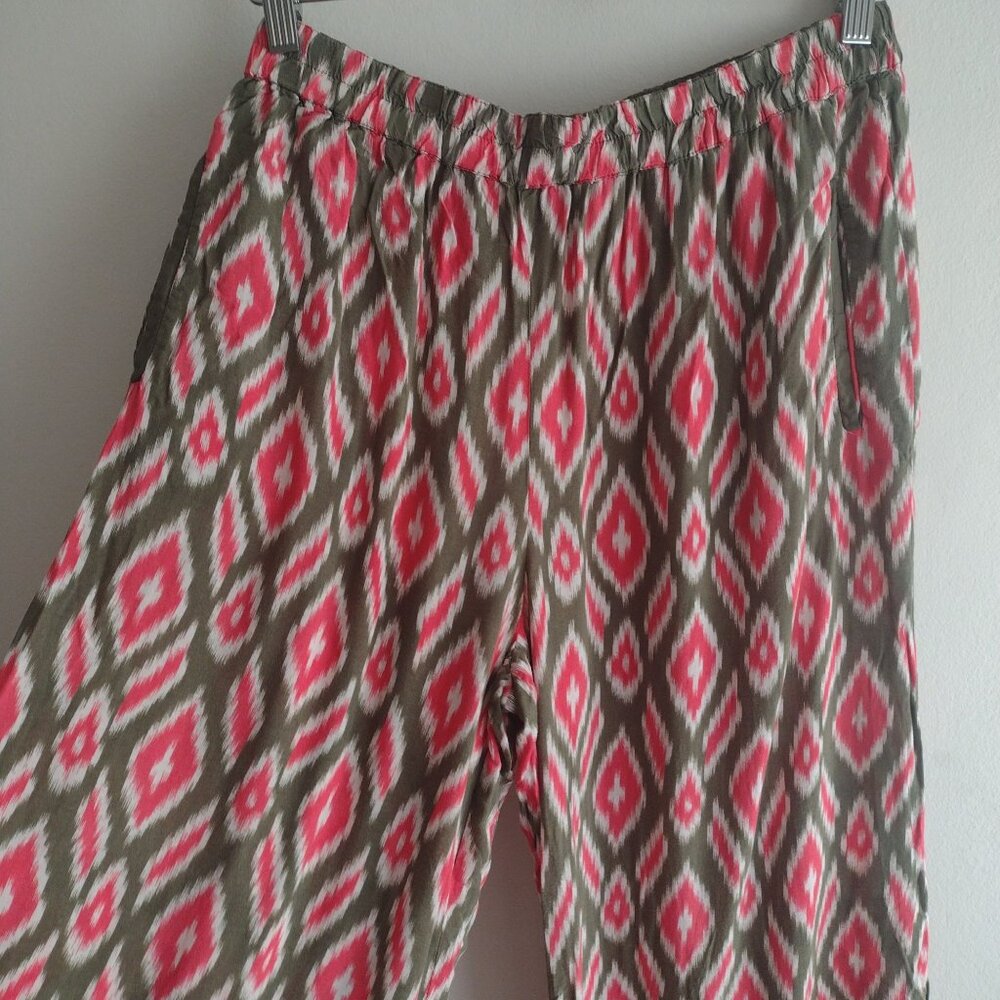 Anthropologie Lilka Wide-Leg Printed Pants M Red Olive Green Boho Ikat Casual - Picture 5 of 11